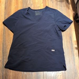 Figs Casma 3 Pocket Scrub Top Dark Harbor Medium